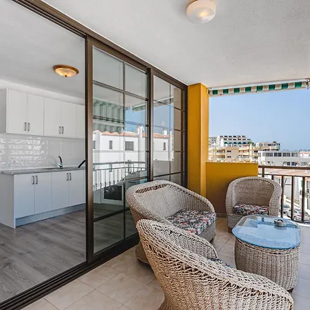 Family With 3 Bedrooms And Balcony Near Gigantes And Ocean Puerto de Santiago (Tenerife)